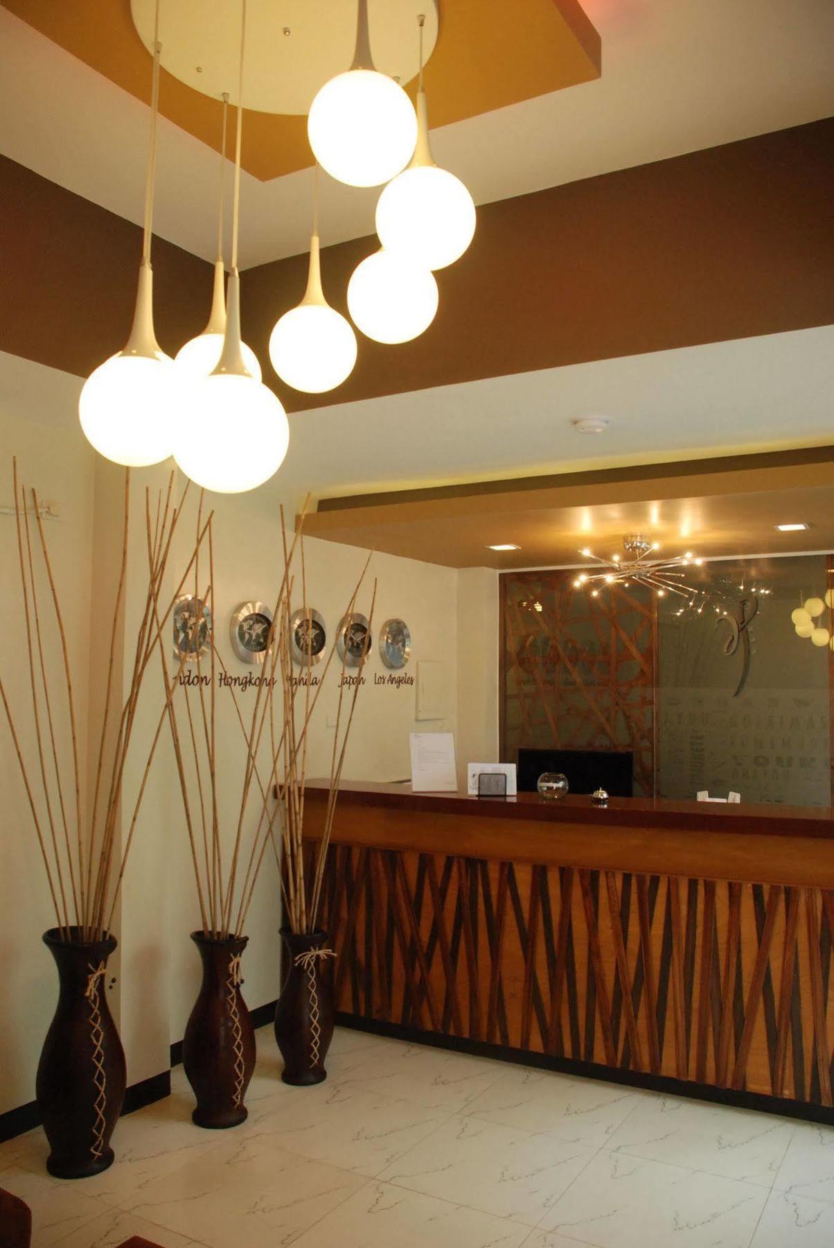 Nao Hotel Tagaytay City Exterior foto